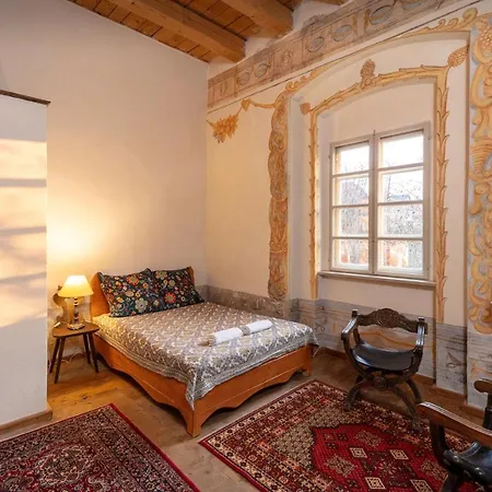 Ξενοδοχείο με διαμερίσματα Palac